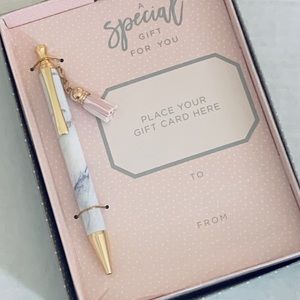 Pen with a tassel gift card holder set